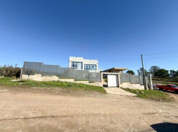Casa · 240m² · 6 Ambientes · 2 Cocheras · Venta Importante Casa Zona Lago del Fuerte Tandil