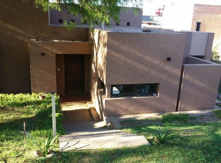 Casa · 120m² · 4 Ambientes