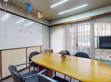 Oficina comercial · 156m² · Oficina en Venta en Balvanera - Piso Privado