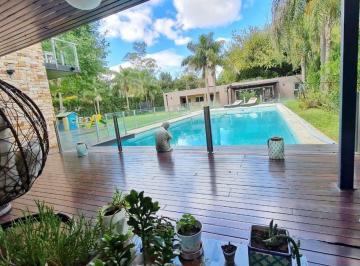 Casa · 484m² · 5 Ambientes · 5 Cocheras · Venta Casa 5 Amb Apto Credito Parque Leloir Ituz
