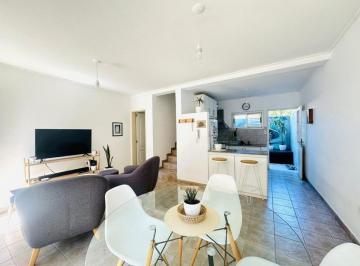 PH · 63m² · 3 Ambientes · Venta Duplex en Los Hornos