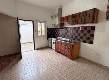 PH · 74m² · 3 Ambientes · Venta Casa Tipo PH 3 Ambientes, Bernal.