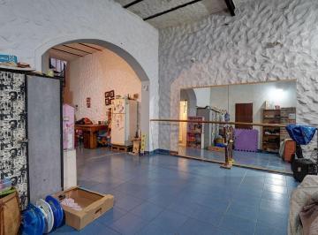 Casa · 134m² · 4 Ambientes · 1 Cochera · Venta Casa 4 Ambientes Parque Chacabuco