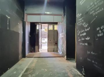 Depósito · 183m² · Alquiler de Local/depósito en Zona Warnes 183 m²
