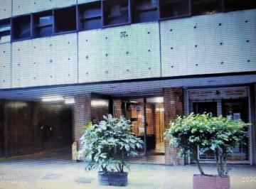 Garage · 11m² · Venta Cochera Fija Viamonte 845 1er Piso Oport!