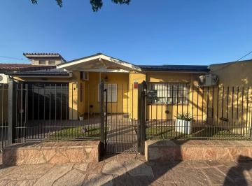 Casa · 89m² · 3 Ambientes · 1 Cochera · Casa - Ituzaingó Norte