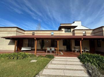 Casa · 149m² · 4 Ambientes · 3 Cocheras · Venta Casa 4 Amb Barrio Bello Horizonte Pacheco