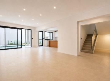 Casa · 231m² · 5 Ambientes · 3 Cocheras · Venta Casa 5 Amb a Estrenar en Villa del Parque