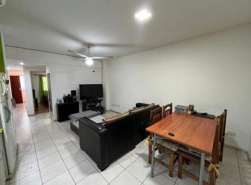 Departamento · 38m² · 2 Ambientes · Depto 2 Amb en Venta con Balcón Al Frente Lanús