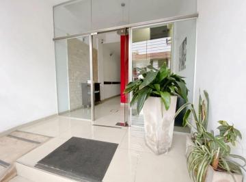 Departamento · 62m² · 3 Ambientes · 1 Cochera · Venta Departamento 3amb. C/patio - Escritorio. Cochera