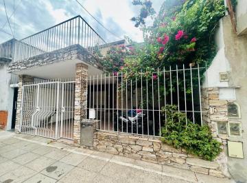 PH · 102m² · 4 Ambientes · 1 Cochera · PH 4 Ambientes con Terraza y Cochera Sin Expensas