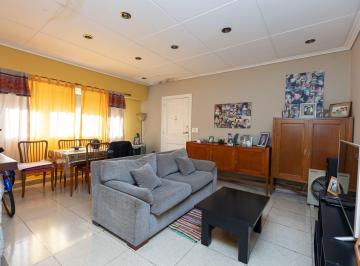 Casa · 132m² · 6 Ambientes · Venta Casa 6 Amb. Jardin Villa Sarmiento Permuta