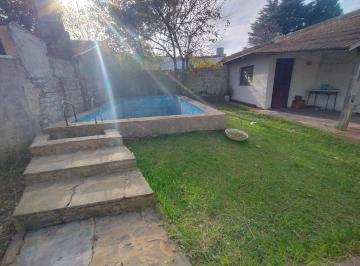 Casa · 166m² · 5 Ambientes · 2 Cocheras · Venta Casa 5 Ambientes Parque Pileta Haedo
