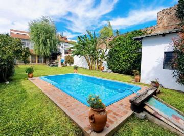Casa · 163m² · 5 Ambientes · 4 Cocheras · Venta Casa 5 Amb Garage Quincho Pileta m. Coronado
