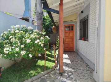 Casa · 91m² · 4 Ambientes · Casa 3amb + Quincho C/parrilla y Patio - Apto Credito