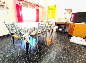 Casa · 124m² · 3 Ambientes · 1 Cochera · Venta Casa 3amb C/garage Parque Avellaneda