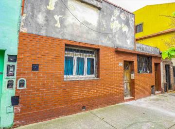 Casa · 178m² · 4 Ambientes · Venta Casa 4 Ambientes Villa Urquiza a Refaccionar