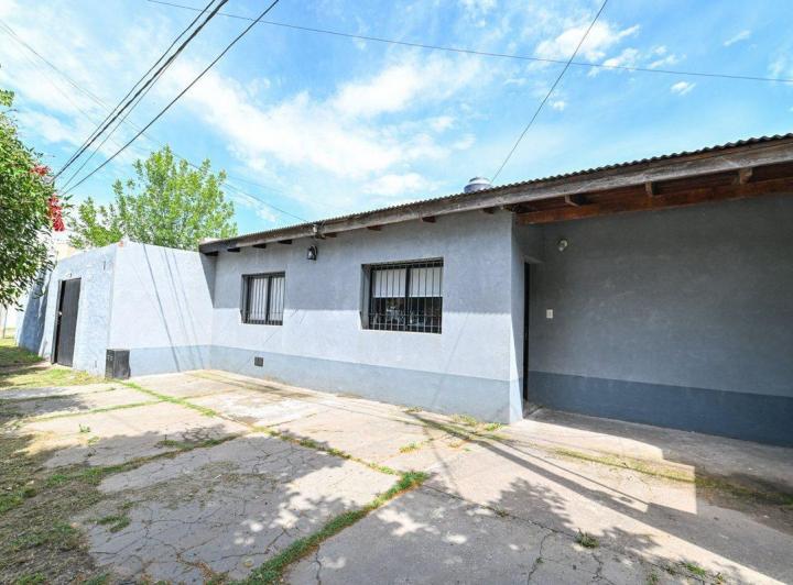 Casa · 160m² · 4 Ambientes · 1 Cochera