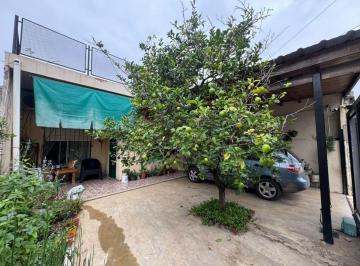 Casa · 140m² · 4 Ambientes · 2 Cocheras · Venta Casa 4 Amb con Depto Al Fondo y Quincho Jcp