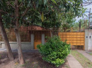 Casa · 100m² · 3 Ambientes · 1 Cochera · Venta Casa 3 Ambientes Hurlingham Acepta Permuta