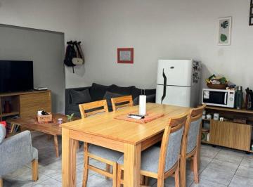 PH · 41m² · 2 Ambientes · 1 Cochera · Venta PH 2amb Hurlingham 5 Esquinas