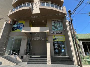 Departamento · 75m² · 4 Ambientes · En Venta Dpto. 2 Dorm Bv. España 500, Villa María.