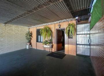 Casa · 168m² · 9 Ambientes · 4 Cocheras · Venta Casa en Jardines, Ideal Renta o Familia