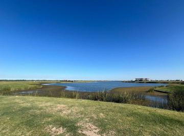 Terreno · 890m² · Puertos del Lago, Lote Al Agua Orientacion Ne