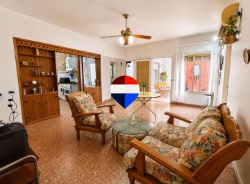 PH · 84m² · 3 Ambientes · Venta PH 3/4 Amb - Patio y Terraza - S/expensas