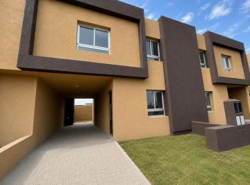 PH de 6 ambientes, Córdoba · Dúplex a Estrenar en Docta Etapa 3 | 2 Dorm. | Calefacción Central | Patio y Cochera