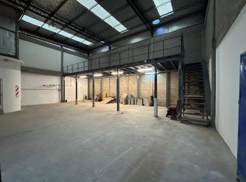 Bodega-Galpón · 200m² · Galpón Moderno, Ideal Deposito, a Pasos Andres Baranda