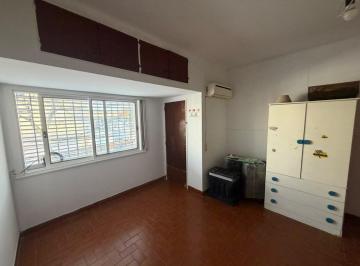 PH · 42m² · 2 Ambientes · PH en Florida Oeste