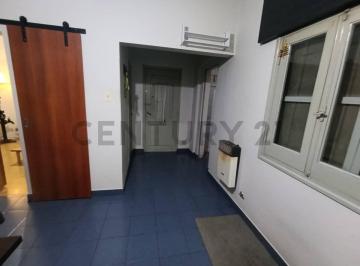 Casa · 92m² · 5 Ambientes · Se Vende Casa con Todos Los Servicios en Rafaela