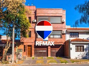 Departamento · 132m² · 4 Ambientes · 1 Cochera · Departamento Amplio Venta Tres Cerritos 3 Dorm
