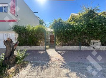 Casa · 188m² · 6 Ambientes · Venta Casa en Centro Este Nqn