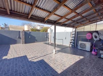 PH · 142m² · 7 Ambientes · PH de 7 Ambientes con Amplia Terraza