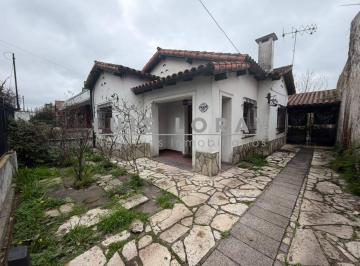 LNI-LNI-675_2 · Casa 4 Ambientes en Alquiler Burzaco