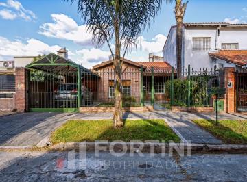 Casa · 131m² · 4 Ambientes · 1 Cochera · Venta Casa Jose Leon Suarez