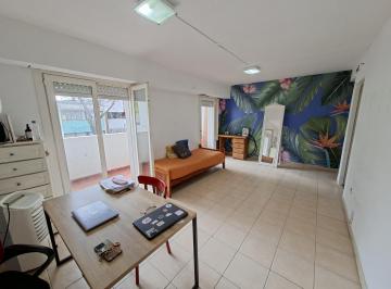 Departamento · 65m² · 4 Ambientes · Departamento de Dos Dorm. con Balcón