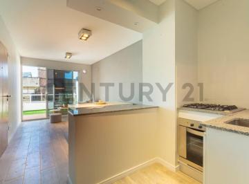 Departamento · 37m² · 2 Ambientes · Venta Departamento de 1 Dormitorio con Balcón y Terraza Exclusiva en Martin, Rosario