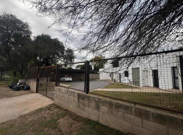 Casa · 70m² · 5 Ambientes · 1 Cochera