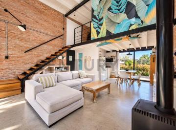 Casa · 62m² · 3 Ambientes · 1 Cochera · Venta Casa Mar Azul 3 Ambientes