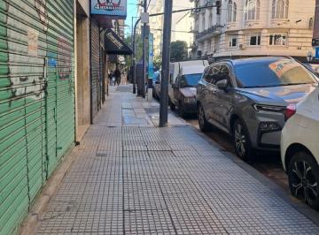 Local comercial , Recoleta · Oportunidad! - Local Comercial - 50 m² Cuadrados Entre Planta y Sótano - Frente 3,80 - Largo 5,50