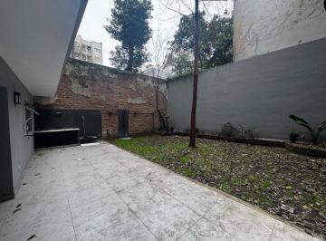 Departamento · 90m² · 4 Ambientes · Departamento en Planta Baja, con Patio y Jardín Propios, Barrio Norte!