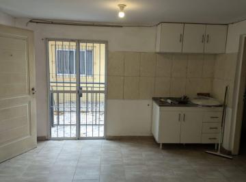 PH de 1 ambiente, Moreno · Monoambiente Divisible con Patio Sin Expensas