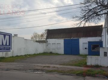 Bodega-Galpón · 350m² · Galpón en Alquiler en El Centro de Lujan