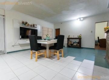 Casa · 250m² · 5 Ambientes · 1 Cochera · 153 Entre 70 y 71 Los Hornos, La Plata - Casa de 4 Dorm. y Cochera en Venta