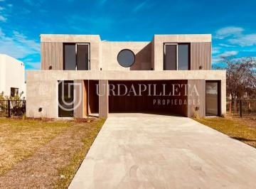 Frente · Casa en Venta en Pilara en Tilbury - Pilar