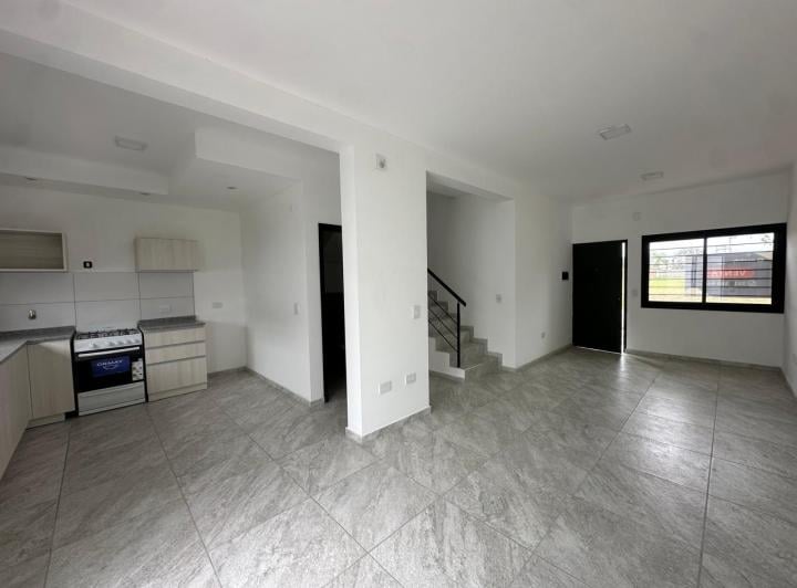 Casa · 115m² · 4 Ambientes · 1 Cochera