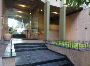Departamento de 3 ambientes, Córdoba · Dpto. Venta 2 Dorm. Cochera a m. de Yrigoyen